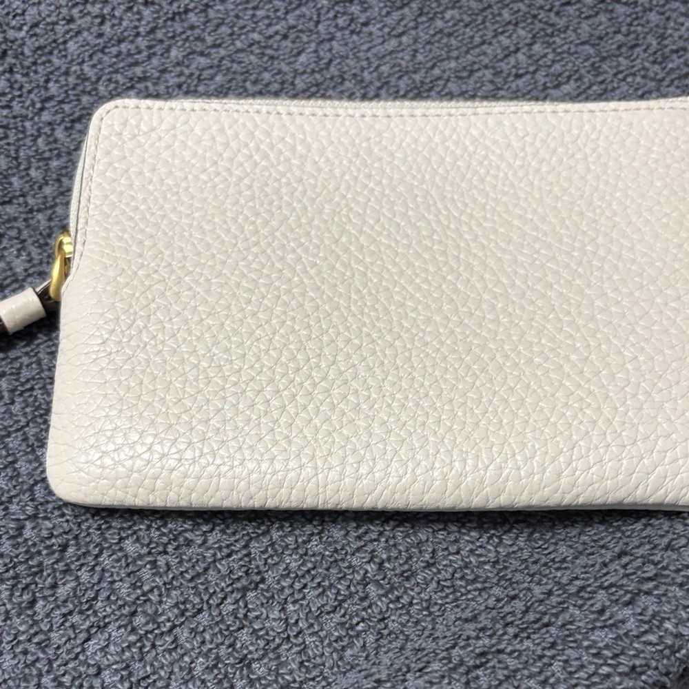 Coach Ivory Leather Wristlet - Picture 4 of 5